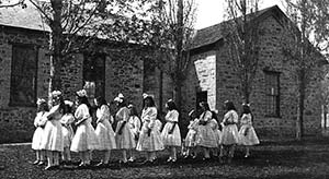 Mendon May Day Dancers for 1913